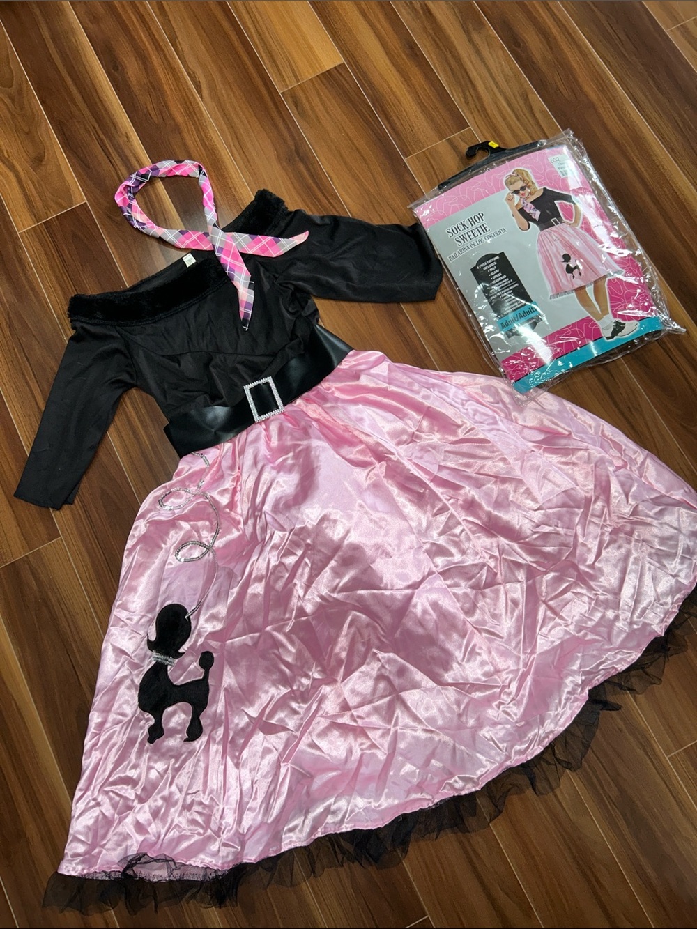 Small Ladies Adult 50’s sock hop sweetie Halloween costume